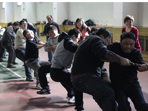 基康公司隆重召開(kāi)2012年度總結(jié)暨先進(jìn)表彰大會(huì)3-1.png